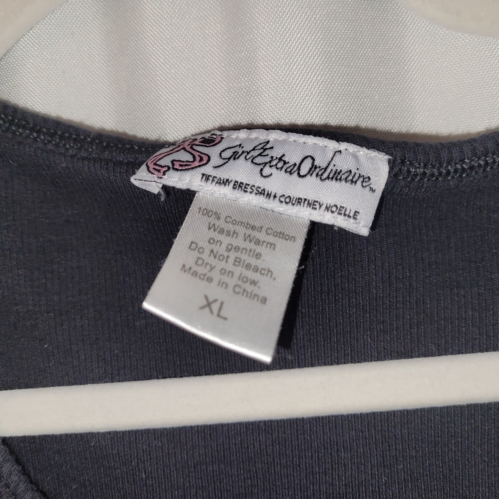 Tanktop - Picture 6 of 7